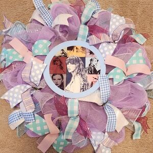 Taylor Swift Wreath